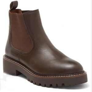 Caslon Miller ankle boots